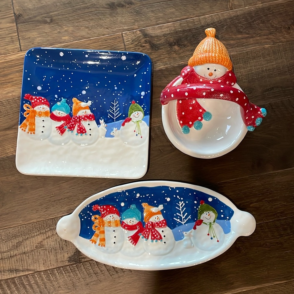 Snowmen dishes set NWT